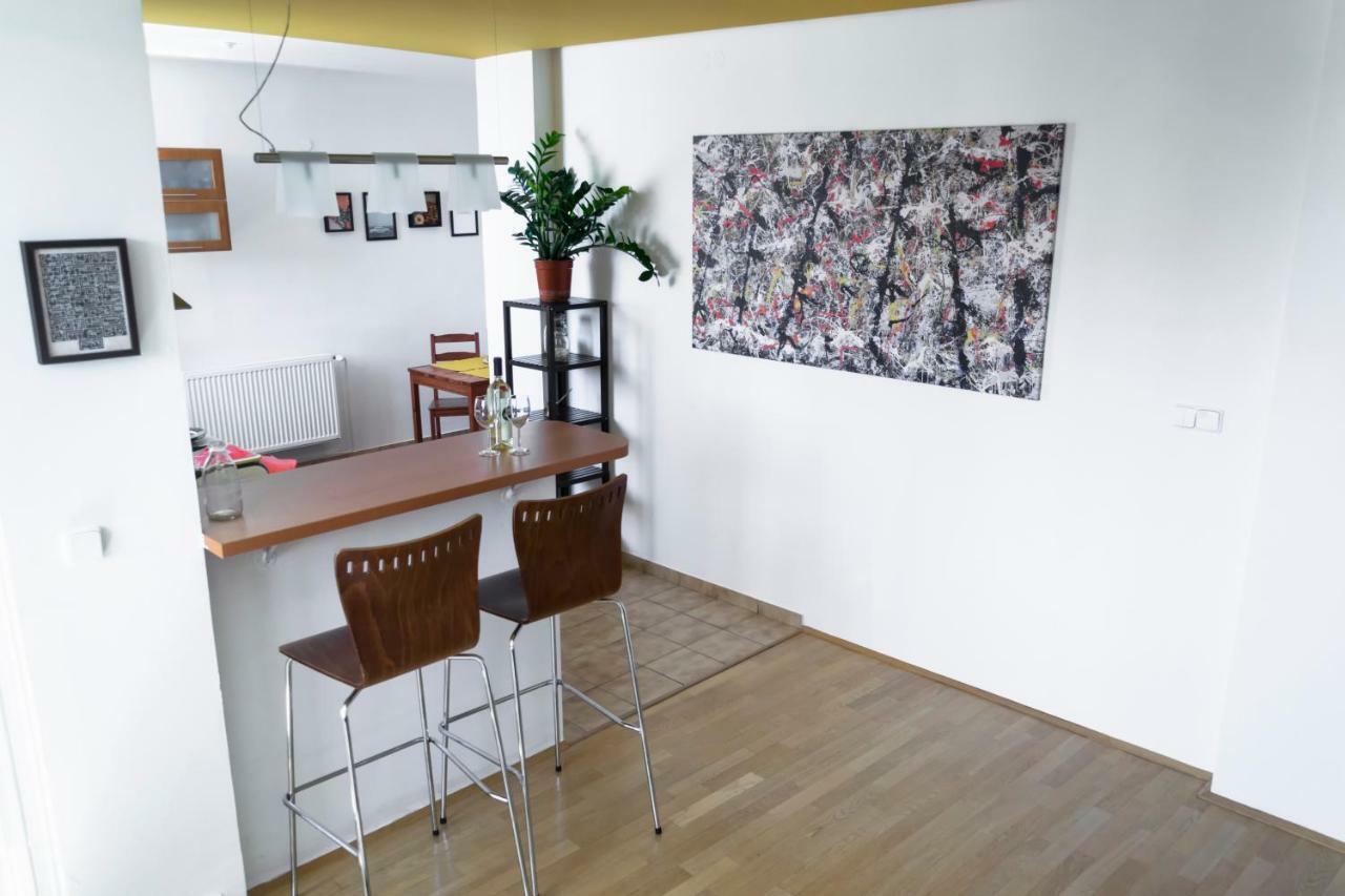 Pollock In Old Town Apartament